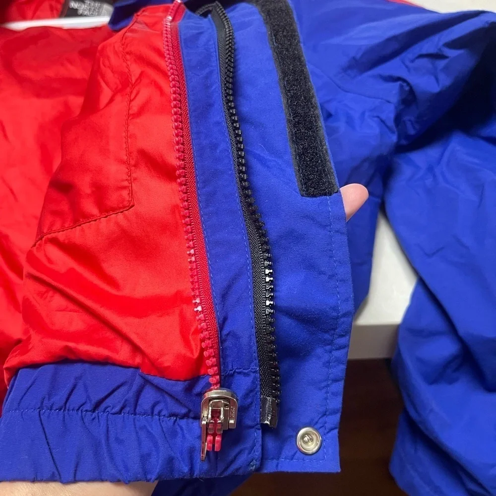 Vintage The North Face GorTex jacket with zip out puffer vest. 2 in 1 EUC